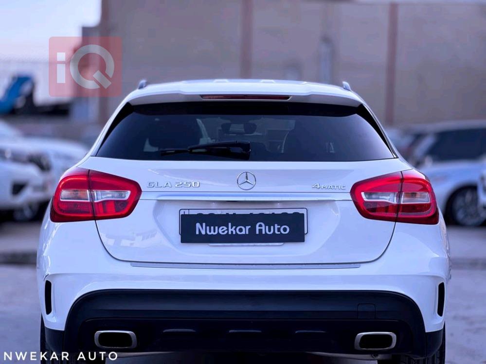 مرسيدس بنز GLA